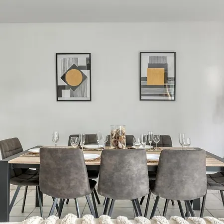 Duplex With Terrace And Parking In Lejlighed *