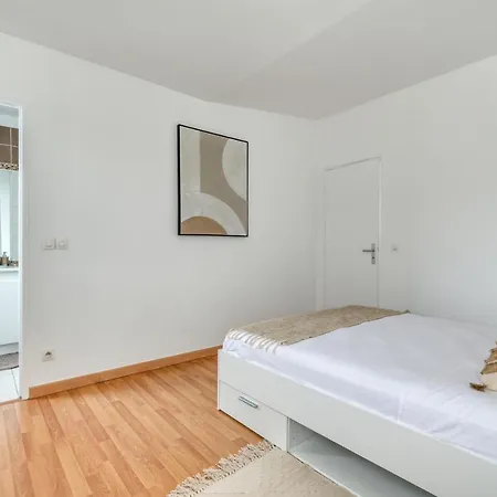 Lejlighed Duplex With Terrace And Parking In Villejuif