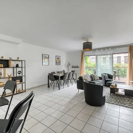 Lejlighed Duplex With Terrace And Parking In *