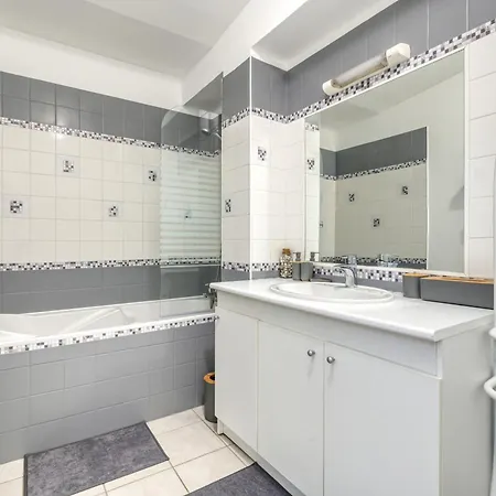 Duplex With Terrace And Parking In
